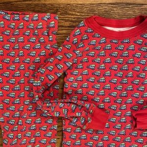 EUC Vineyard Vines Christmas PJs